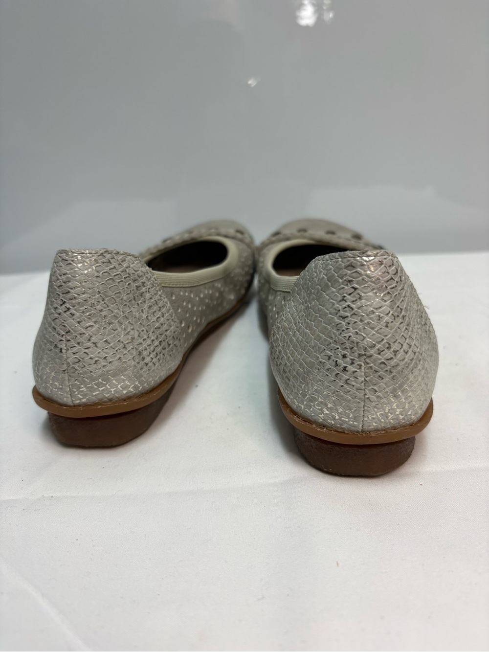 Rieker EU 38 Grey Perforated Punch-Out Slip-On Ballet Flats EU 38 - Picture 4 of 10